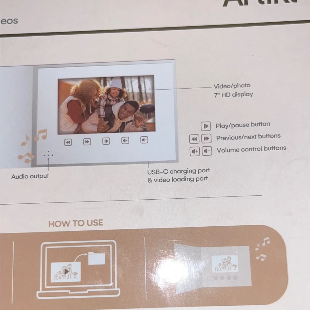 AMAZING ReelMoments Digital Photo Frame video included ! personal soundtrack